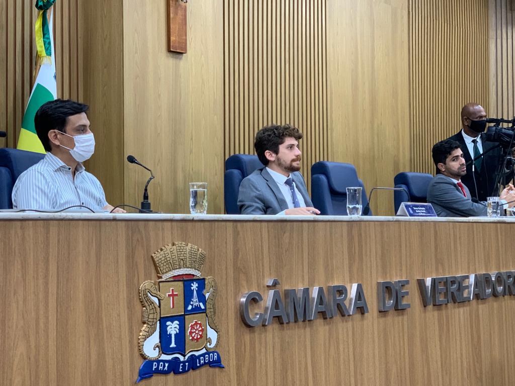 Em reunião na Câmara de Aracaju, superintendente da SMTT discute sobre mobilidade - SMTT Aracaju